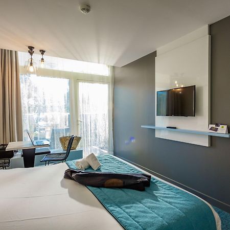 Logis Hotel Les Pins - Operalia Balaruc-les-Bains Exteriér fotografie