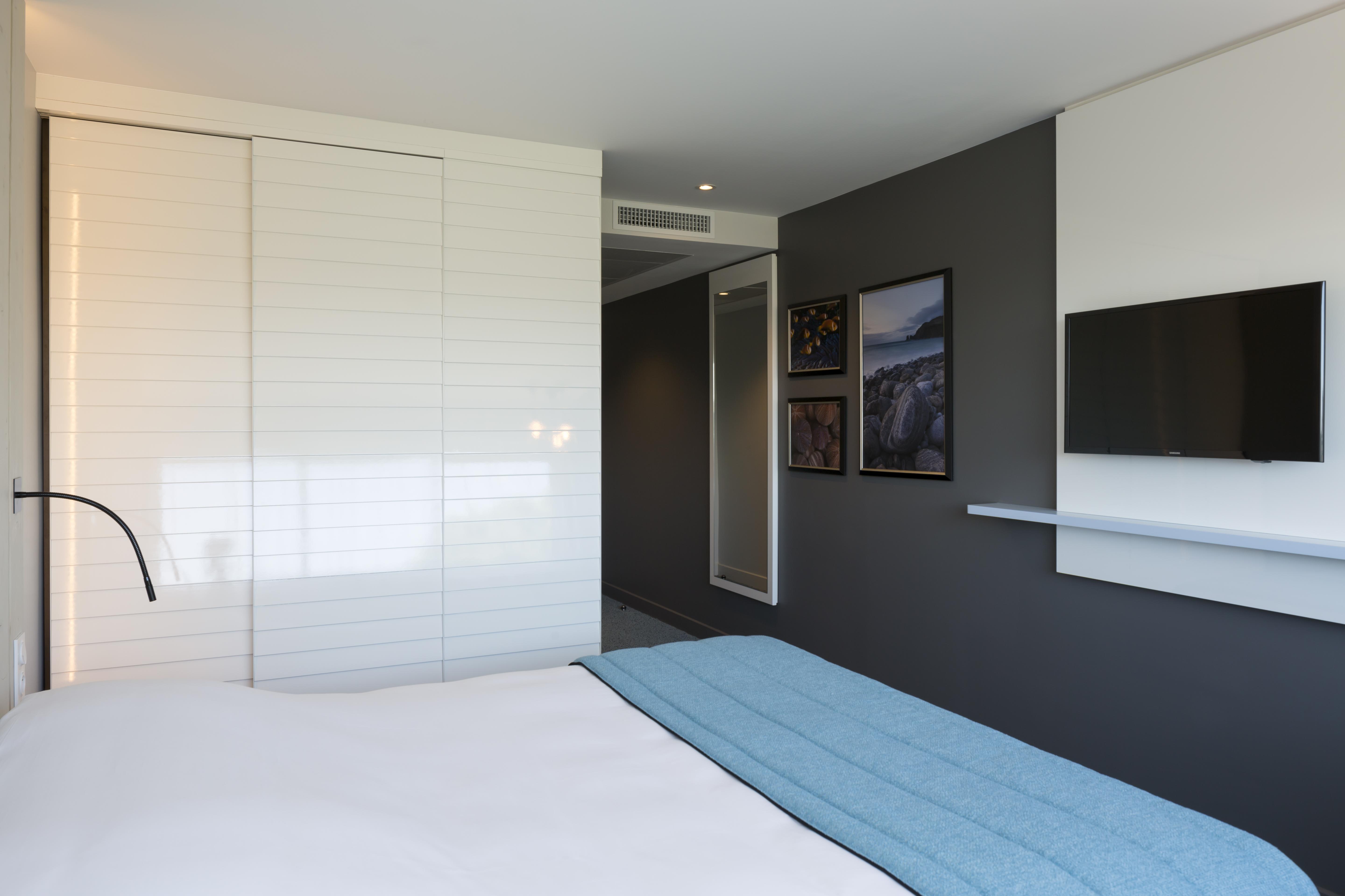 Logis Hotel Les Pins - Operalia Balaruc-les-Bains Exteriér fotografie