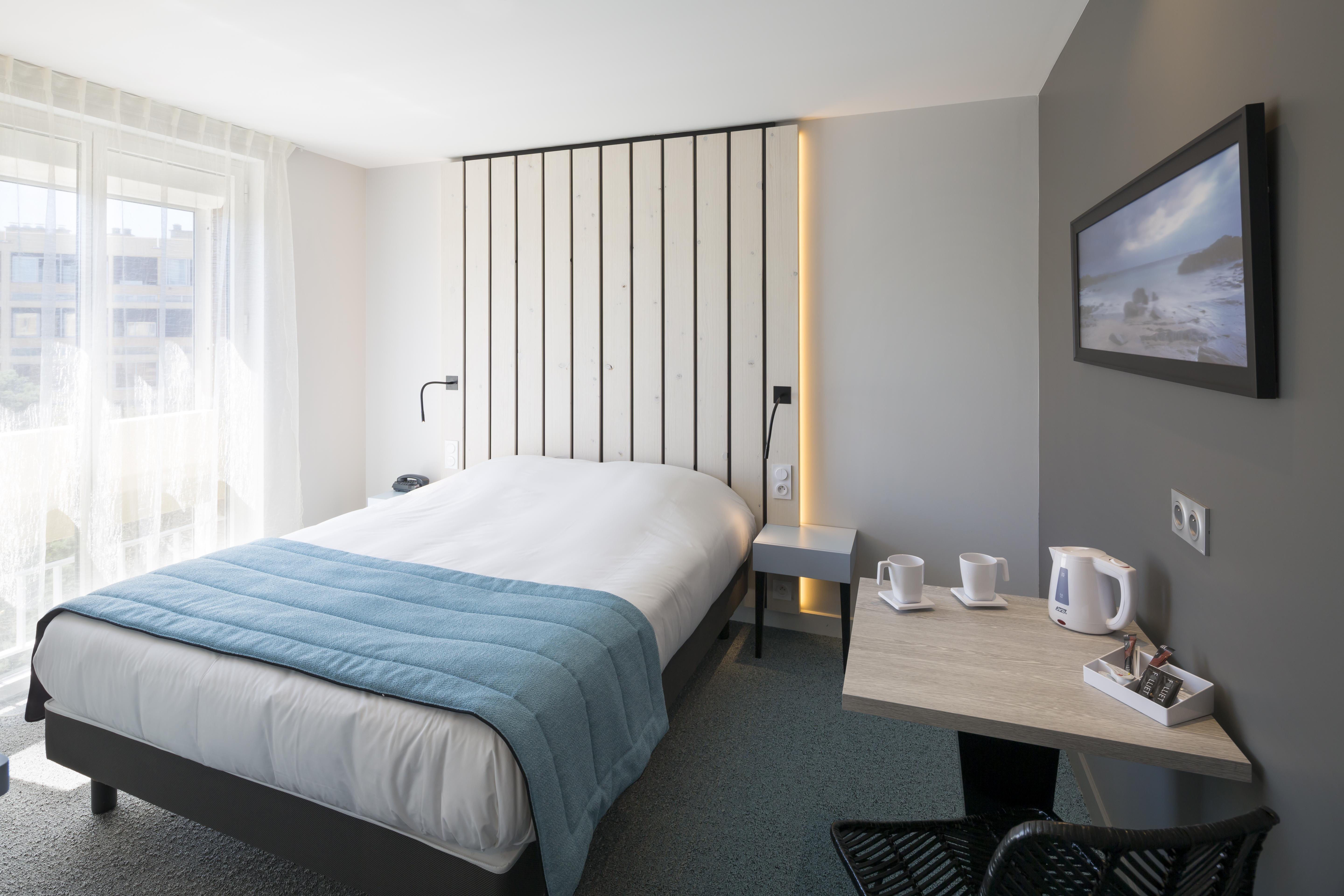 Logis Hotel Les Pins - Operalia Balaruc-les-Bains Exteriér fotografie